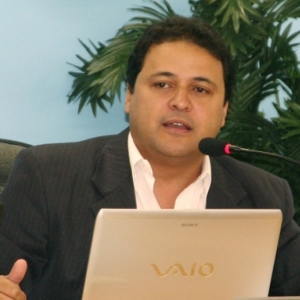 marcos-de-souza-martins_300x300_acf_cropped marcos-de-souza-martins_300x300_acf_cropped